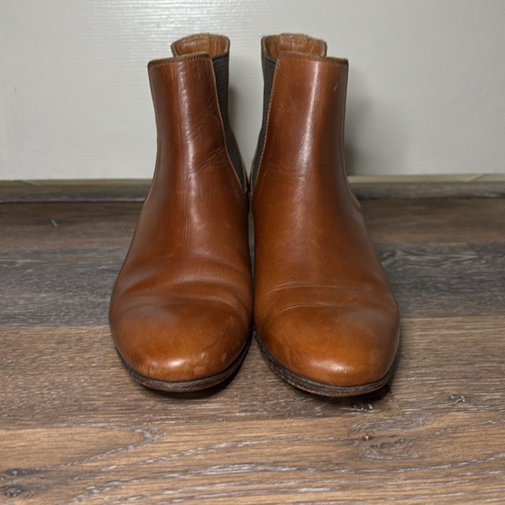 John Fluevog Passage Cairo Classic Chelsea Ankle Boot Size‎ 7.5 - Picture 2 of 9